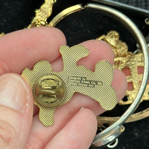 Vintage 1989 Eastman Kodak Mickey Mouse As Uncle Sam Enamel Lapel Pin - Picture 4 of 4